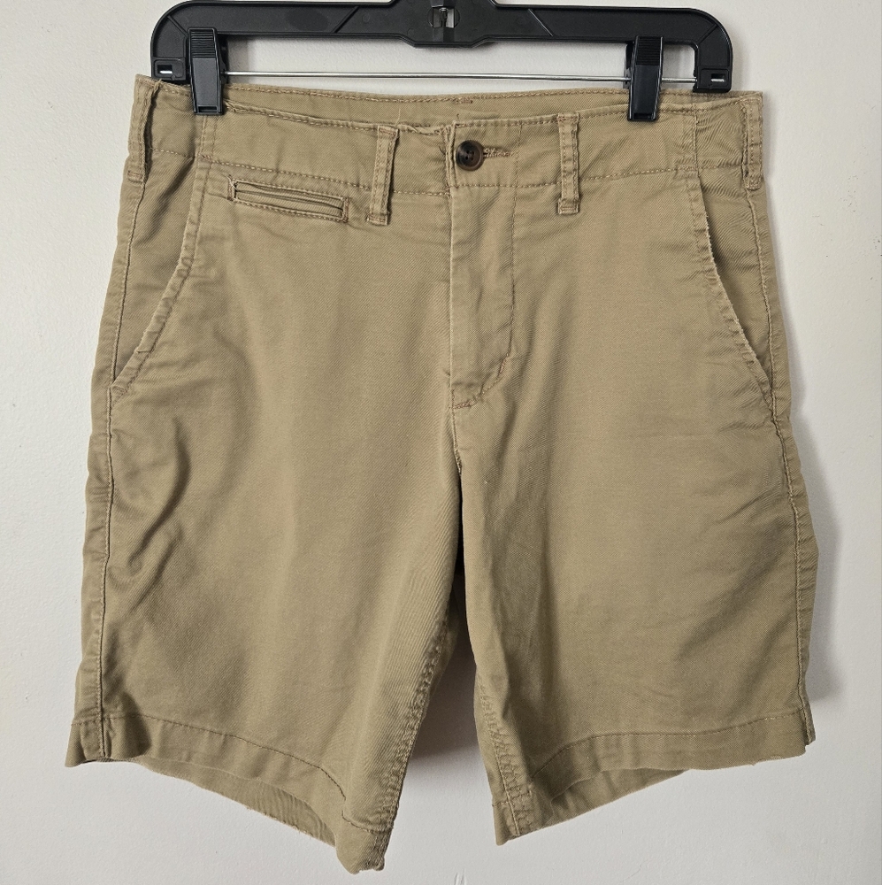 American Eagle Outfitters Men's Tan Khaki Flat Front Shorts